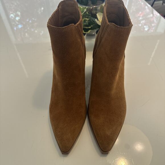 MARC FISHER ‘Gadri’ Tan Suede Pointed Toe Western Ankle Bootie Leather Size‎ 7.5 - Picture 2 of 5